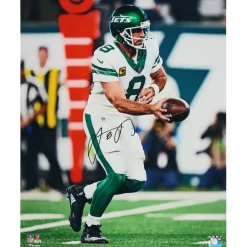 New York Jets Photos | Prints & Artwork^Aaron Rodgers Autographed 16" X 20" Handoff Photograph