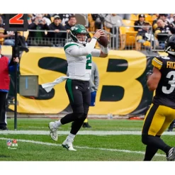 New York Jets Photos | Prints & Artwork^Zach Wilson Unsigned Makes A Touchdown Catch Photograph